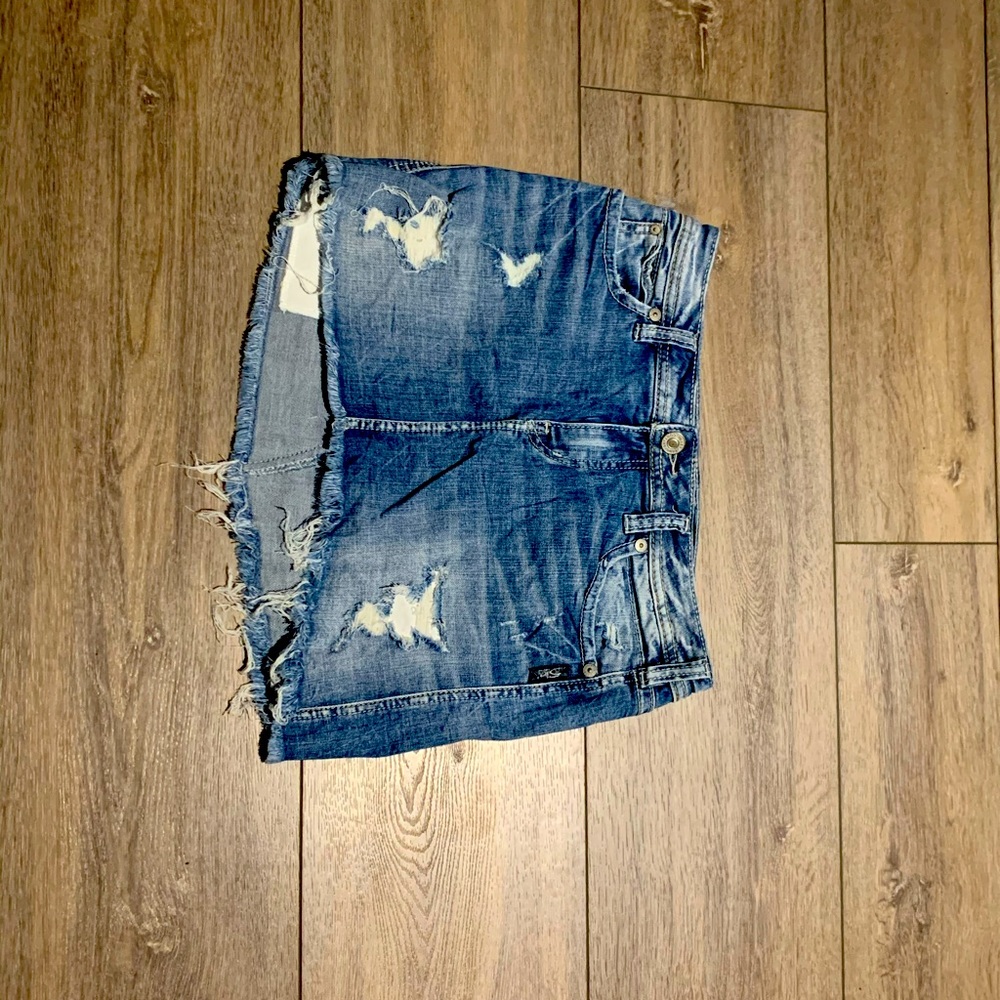 Silver mini skirt
